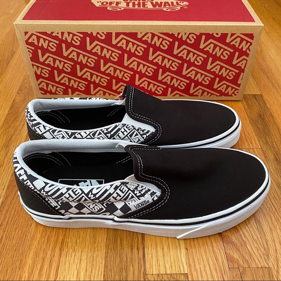 Vans Classic Slip On Women’s Sneakers - Picture 4 of 7
